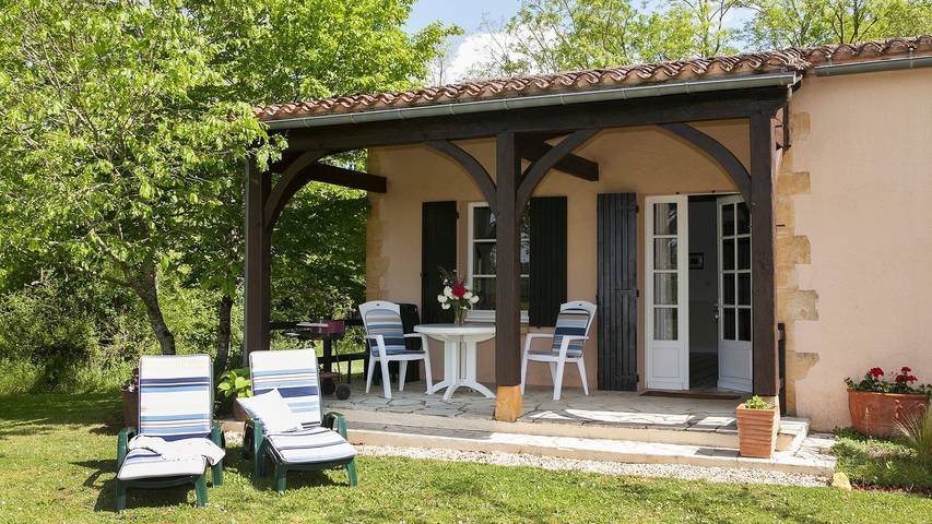 Casa vacacional 'Frances Field en Domaine de Leygue' con Wi-Fi in Bourniquel, Périgord Pourpre
