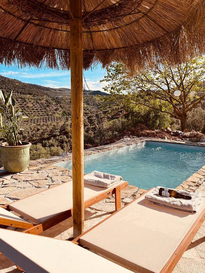 Casa de vacaciones para 6 personas, con piscina además de vistas y jardín - 1