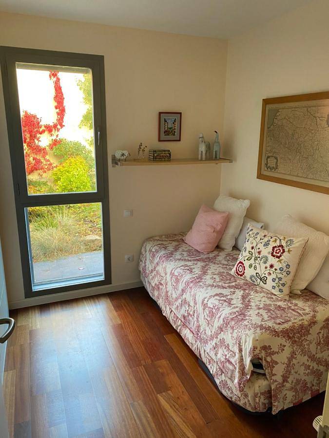 Gîte pour 6 personnes, avec vue ainsi que piscine et terrasse à Sabiñánigo - 2