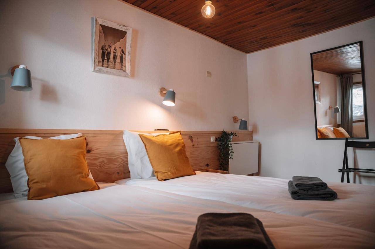 Twin Room in Vénosc, Les Deux Alpes