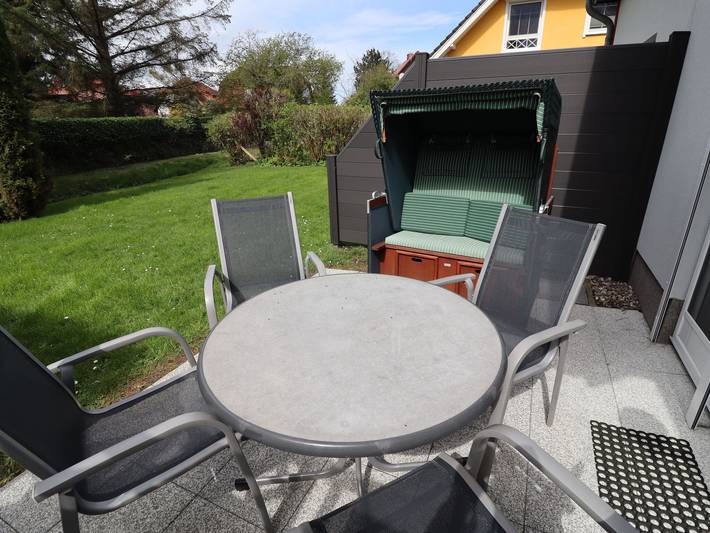 Ferienhaus für 6 Personen, mit Terrasse und Garten in Zingst - 4