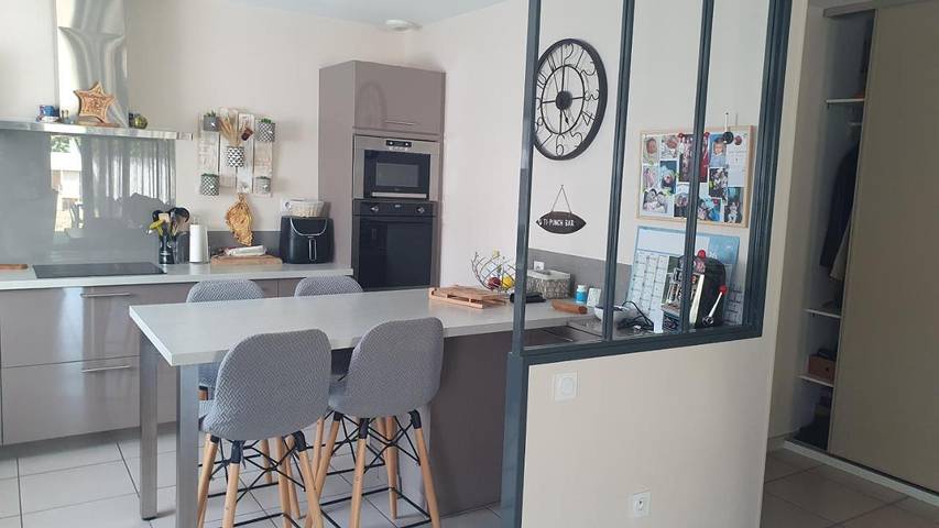 Location de vacances pour 2 personnes, avec Terrasse et Jardin ainsi que Piscine et Vue à Bruguières - 3