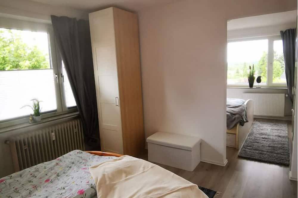 Ganze Wohnung, Ferienwohnung Seeromantik im Ortskern mit Kamin. Für Familien. Hundefreundlich. in Amelinghausen, Nordheide
