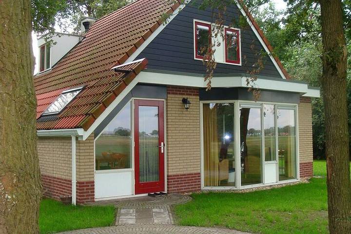 Vakantiehuis voor 6 personen, met Terras en Tuin in Lemele