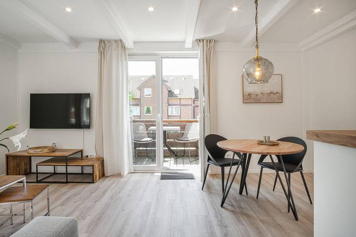 Ganze Wohnung, Ferienwohnung "Nordseeheimat" mit Balkon für entspannte Auszeiten in Nordfriesische Inseln (Schleswig-Holstein) (Schleswig-Holstein), Pellworm
