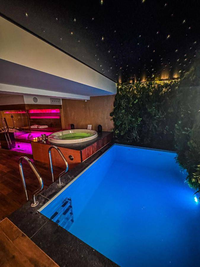 Hotel für 3 Personen, mit Whirlpool und Terrasse sowie Pool und Sauna