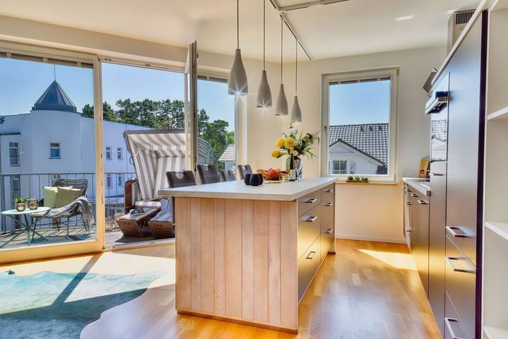 Ferieleilighet for 4 personer, med balkong og sauna i Binz