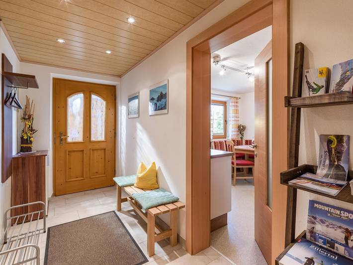 Ganze Ferienwohnung, Apartment/1 Schlafraum/Dusche, Wc in Bruck am Ziller, Bezirk Schwaz