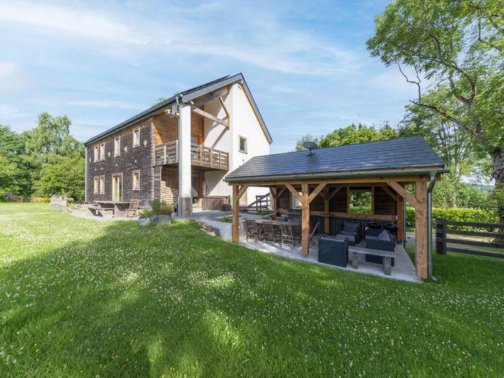 Villa pour 14 personnes, avec Terrasse et Jardin au Province de Luxembourg