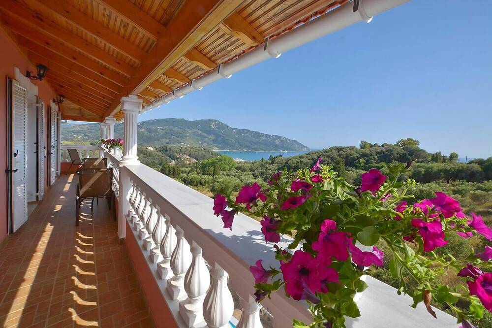 Tranquil Corfu Villa | 3 Bedrooms | Villa Chrinos | Gated Pool | Agios Georgios Pagon in Agios Georgios, Korfu