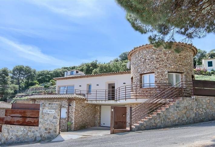 Villa "with Pool Ac and Sea View" with Pool, Garden & Wi-Fi in Begur, Costa Brava