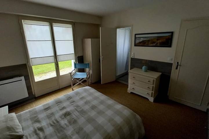 Location de vacances pour 8 personnes, avec jardin et terrasse à Saint-Jean-de-la-Rivière - 3