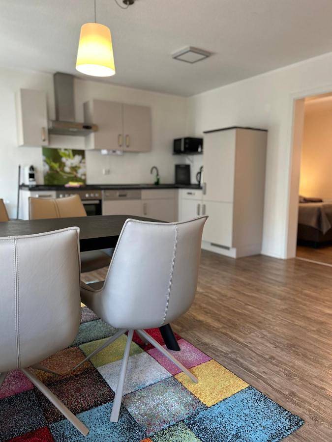 Ganze Wohnung, Königin Victoria - Appartement mit Saunanutzung in Burgbernheim, Romantische Straße