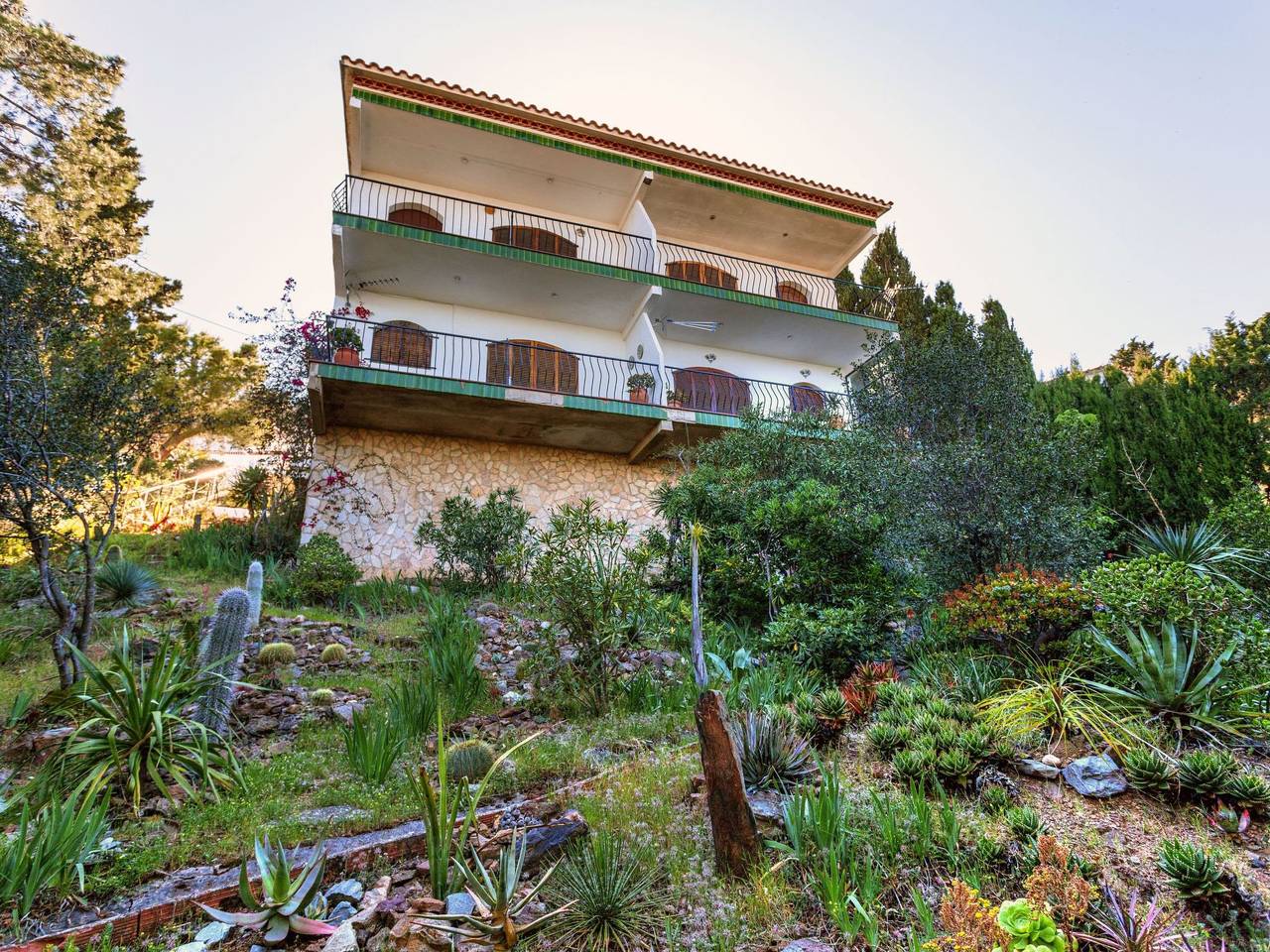 Entire apartment, Cathy in Llanca, Upper Empordà