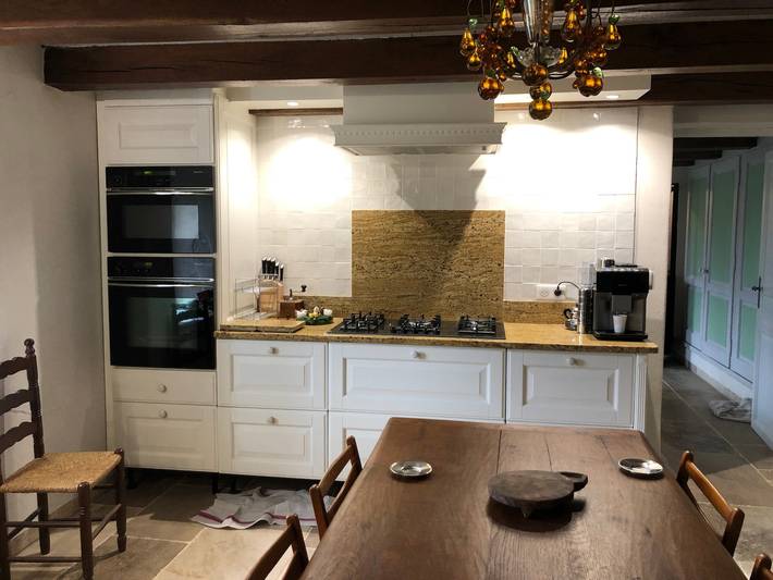 Casa de campo 'Le Cournou' con jardín privado, punto de recarga de coche eléctrico y wifi in Montcuq, Montcuq-en-Quercy-Blanc