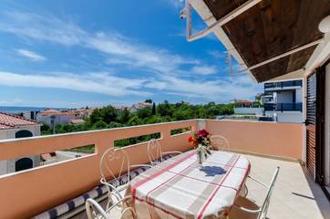 Vakantieappartement voor 5 Personen in Okrug Gornji, Kroatische Adriatische Zee, Afbeelding 1