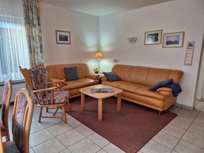 Bungalow für 5 Personen, mit Terrasse und Garten
