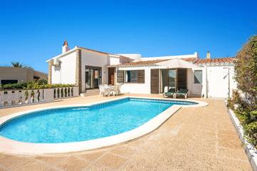 Villa in Alaior Gemeinde, Menorcas Küste für 4 