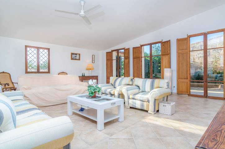 Chalet para 6 personas, con piscina además de jardín y terraza en Mallorca - 3