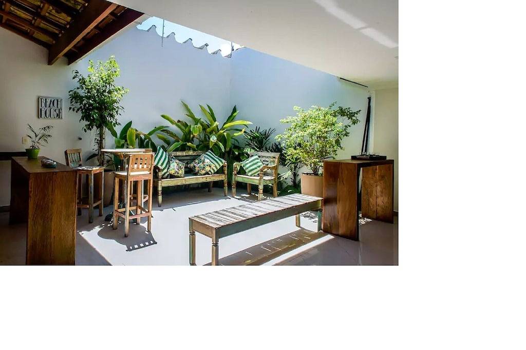 Schönes Haus in Wohnanlage an der Strandpromenade in São Sebastião, Região Metropolitana do Vale do Paraíba e Litoral Norte