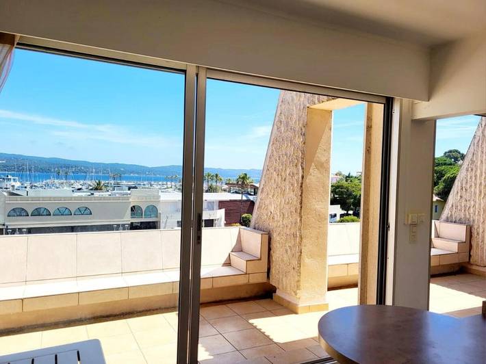 Gîte pour 5 personnes, avec balcon et vue dans Casino De Cavalaire - 4