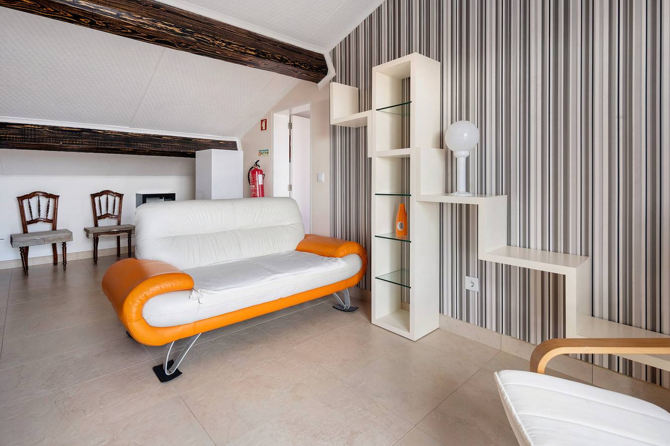 Apartamento entero, Apartamento 'Flor Do Mar House' con vistas al mar, terraza privada y Wi-Fi in Isla de San Miguel, Ponta Delgada