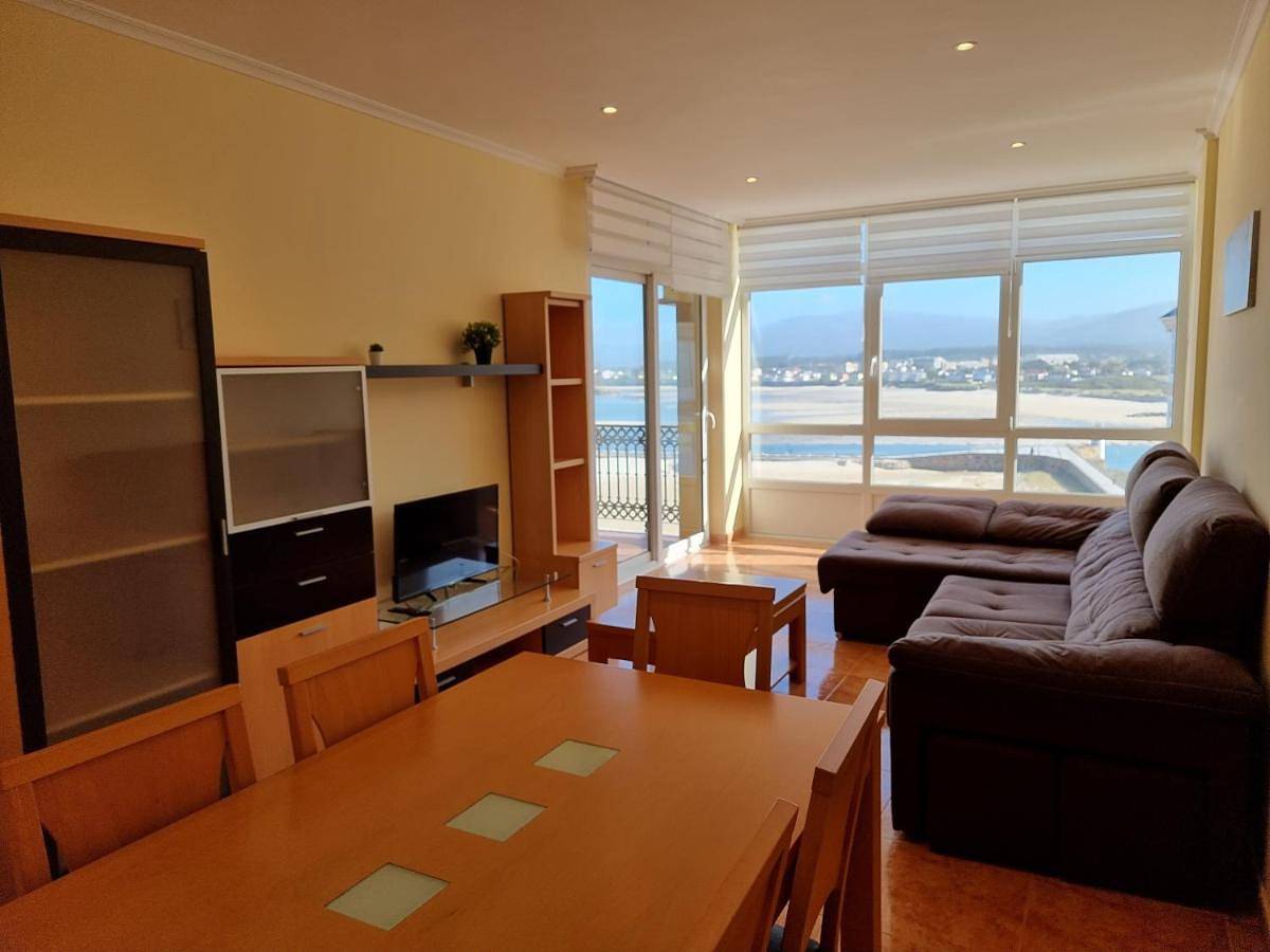 Ganze Wohnung, Dúplex en 1ª línea de playa in Praia de Tupide (Foz), Foz