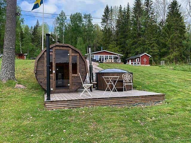 Var737 Åmotfors - Djupfors Björkebo 1 in Eda