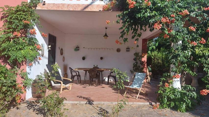 Gîte pour 4 personnes, avec piscine et bassin pour enfant ainsi que vue et jardin, animaux acceptés dans Terra Alta - 4