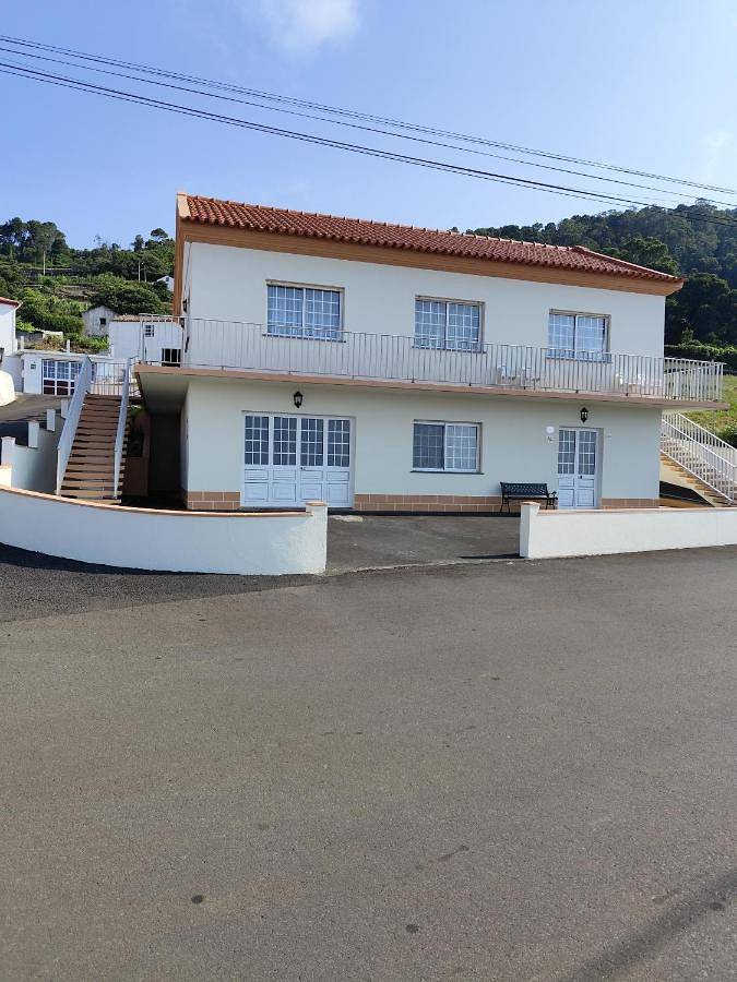 Gîte pour 4 personnes, avec vue dans São Jorge