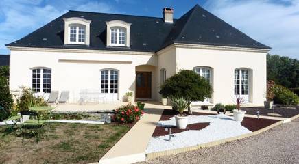 Chambre d’hôte pour 3 personnes, avec jardin à Bréauté