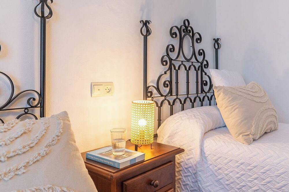 Villa Luz de Luna Guaro in Guaro, Sierra de las Nieves