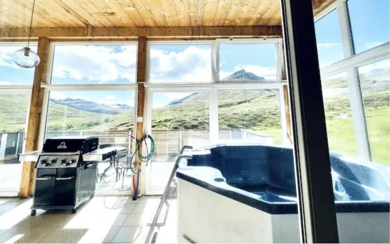 Chalet pour 5 personnes, avec jacuzzi et jardin en Islande - 3