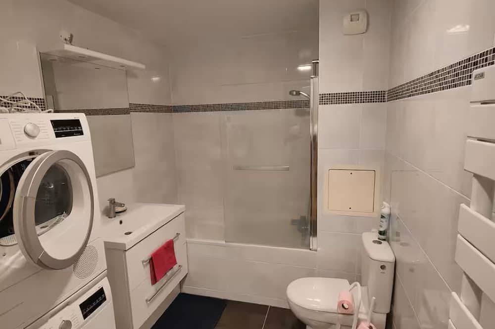 Appartement entier, New apartment 15 minutes from Paris in Bois-Colombes, Hauts-de-Seine