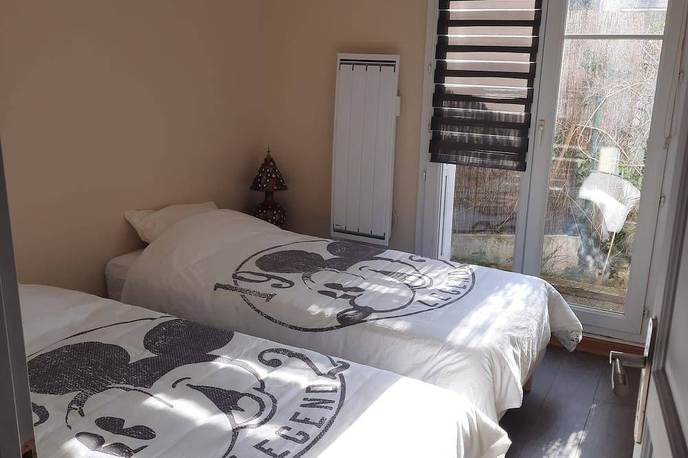 Entire apartment, Apartment at Paris Disneyland, ideal for families in Bailly-Romainvilliers, Seine-et-Marne