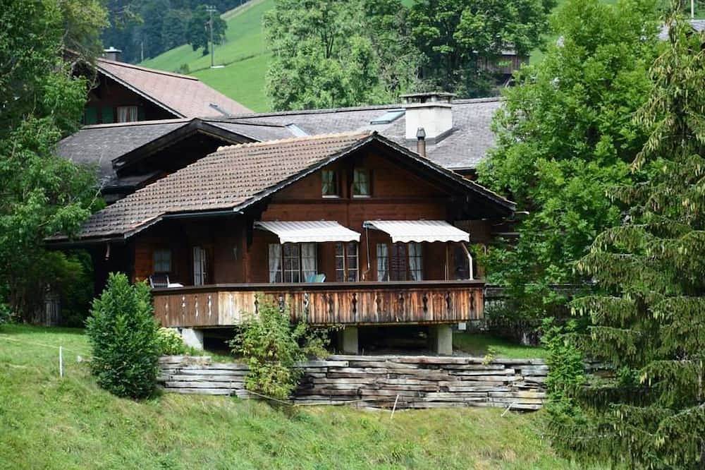 Ganze Wohnung, Marmotte, Chalet Appartement/Fewo, Dusche, Wc 4-Bettwohnung in Lauenen b. Gstaad, Lauenen