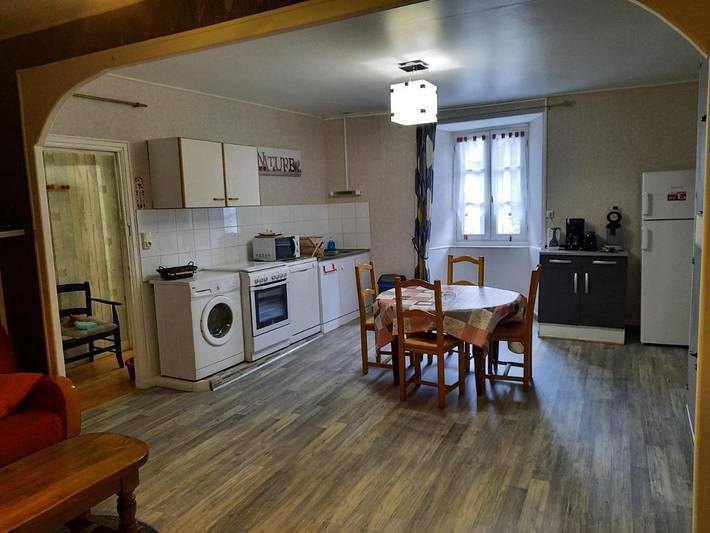 Gîte pour 5 personnes, avec vue à Fontanges (homonymie) - 3