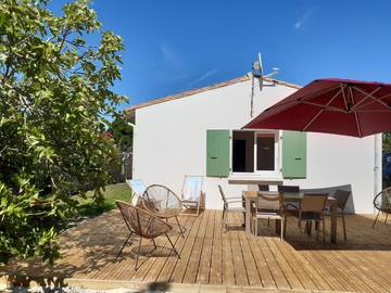 Location de vacances pour 4 personnes, avec jardin et terrasse à Saint-Clément-des-Baleines