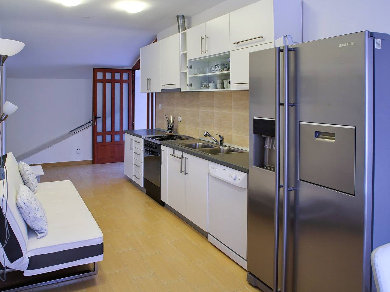 Casa Vacacional en Starigrad junto a la Playa in Starigrad Paklenica, Starigrad