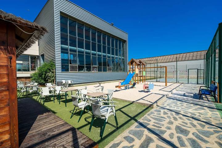 Mobile home | Comfort | 2 bdr. | 4 pers. | Covered Decking | A/C in Benidorm, Costa Blanca
