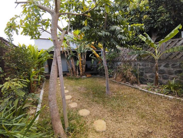 Location de vacances pour 4 personnes, avec jardin à Saint Gilles les Hauts - 3