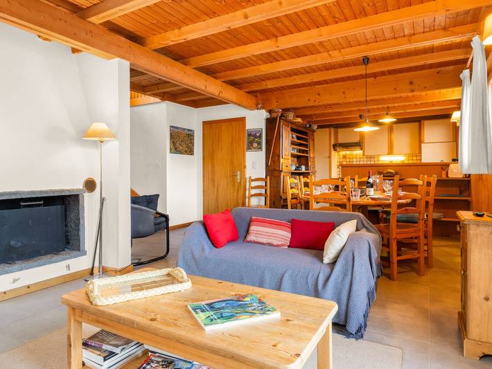 Location de vacances pour 8 personnes, avec jardin et balcon à Val-d'Illiez - 2