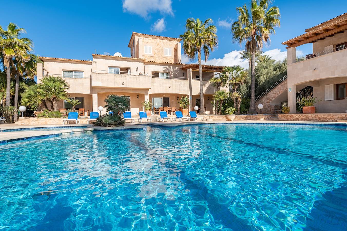 Ganze Wohnung, Ferienwohnung 'Pedrassa Gran Superior' mit Meerblick, Gemeinschaftspool und Wlan in Cala Santanyí, Santanyí