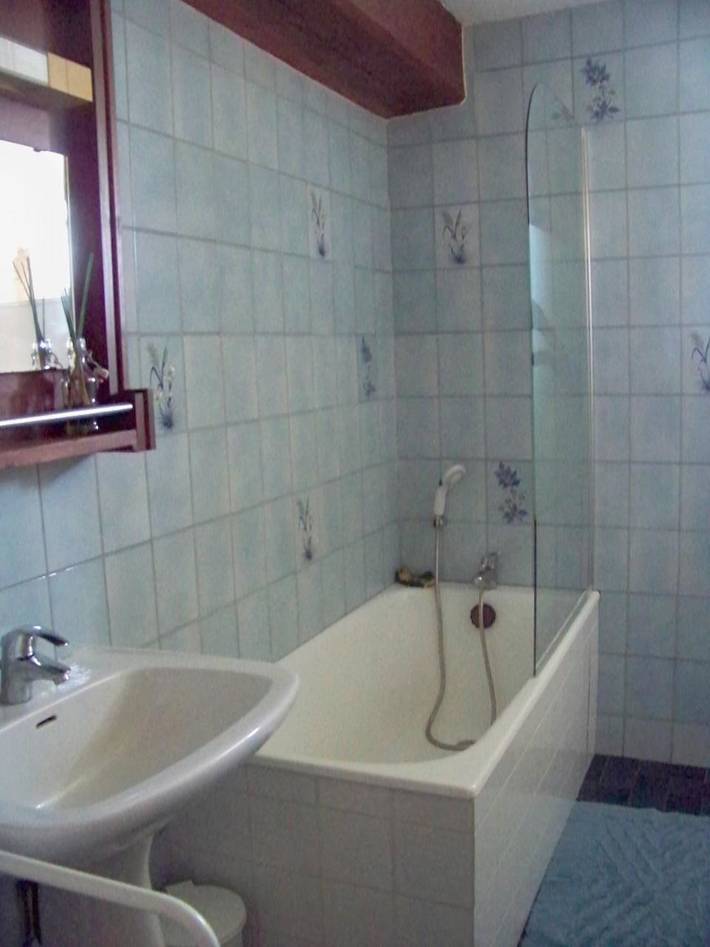 Location de vacances pour 7 personnes, avec vue et terrasse à Ambierle - 4