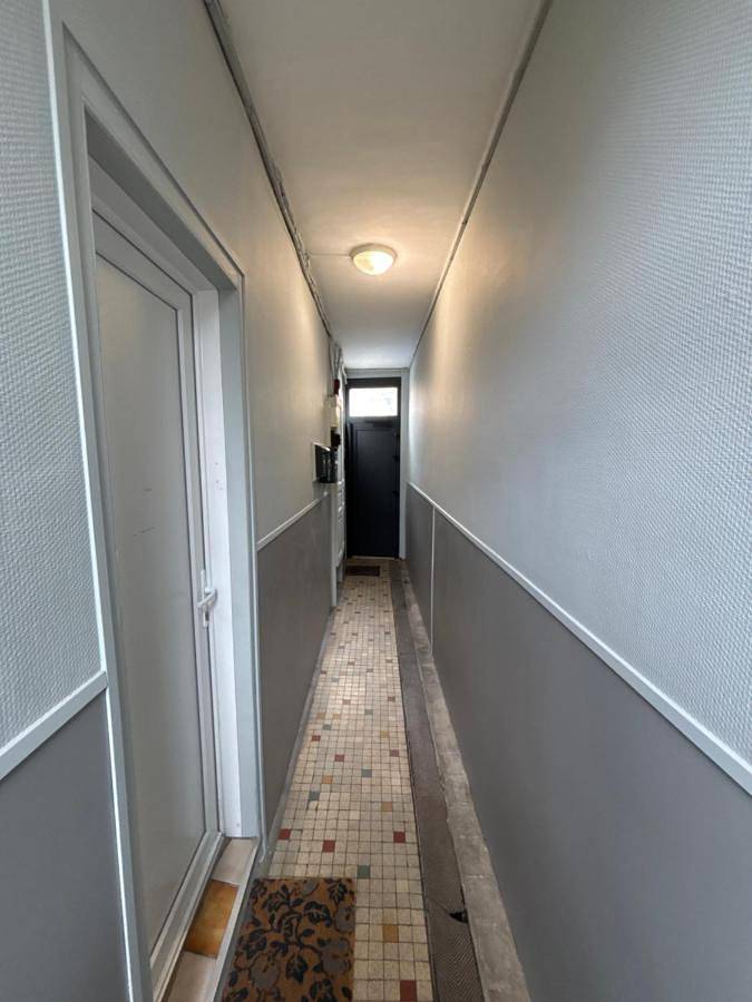 Appartement entier, Sympathique logement en rez-de-chaussé, de 21m 2 in Beauvais, Oise