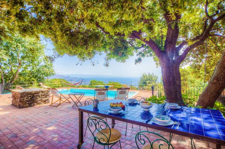 Ferienhaus für 6 Personen, mit Terrasse und Garten