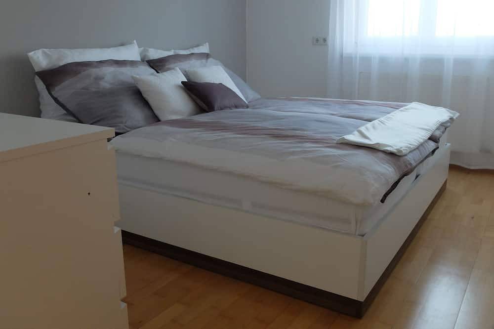 Ganze Wohnung, Ferienwohnung Elsa, Blick auf die Berge in Höchst, Bodensee-Vorarlberg