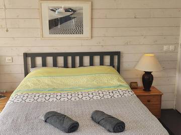 Chambre d’hôte pour 2 personnes, avec jacuzzi ainsi que piscine et jardin à La Chevrolière