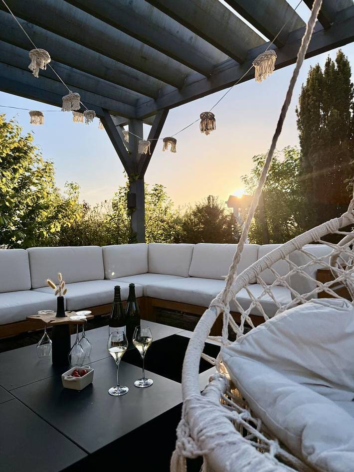 Gîte pour 4 personnes, avec Balcon et Terrasse ainsi que Jardin et Sauna