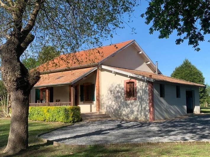 Location de vacances pour 6 personnes, avec jardin, animaux acceptés à Clermont - 4